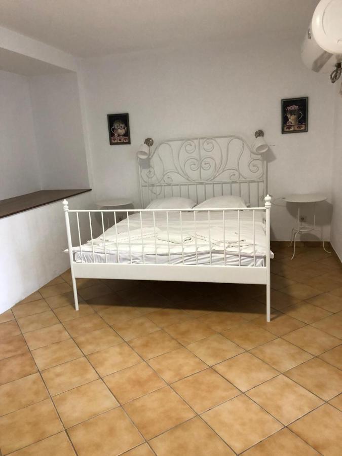 Ahora Apartment Mamaia